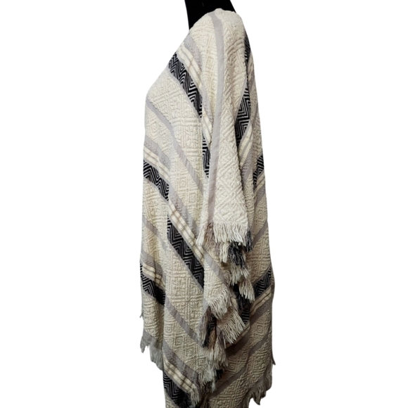 Francesca's Cotton Shawl One Size Nwt - Picture 2 of 6